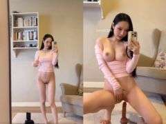 Con Cặc Giả 25cm Liên Tục Chơi Sâu Vào Lồn Hot Girl Châu Á