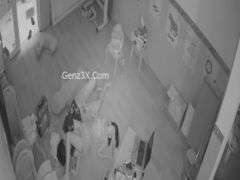 Loạn Luân Với Em Gái Trên Giường Cực Sung Sướng