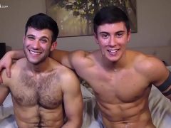 Sex Đồng Tính 2 Anh Em Cùng Nhau Lên Đỉnh