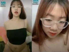 Clip Sex Jumiiina Kính Cận Show Vú Bự Lồn To